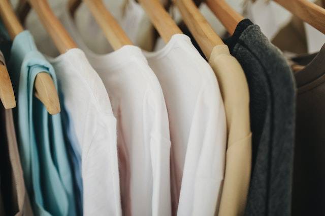 扔旧衣服十大忌讳（旧衣服怎么处理比较好）